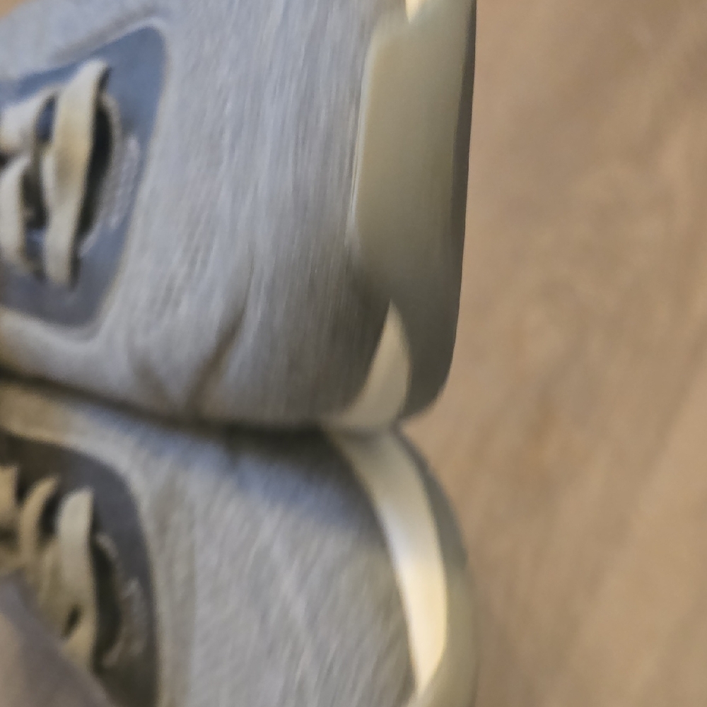UGG Men's Light Gray Sneakers - Picture 7 of 10